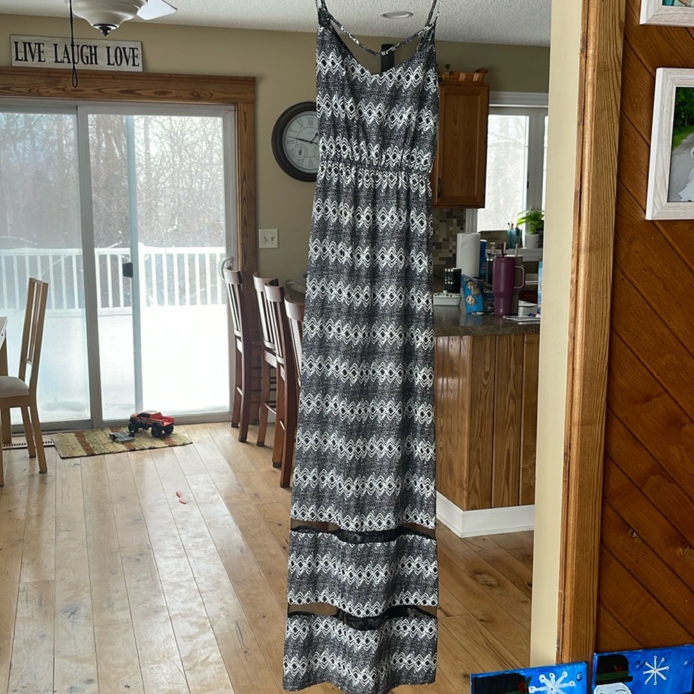 Women’s maxi dress size Large
